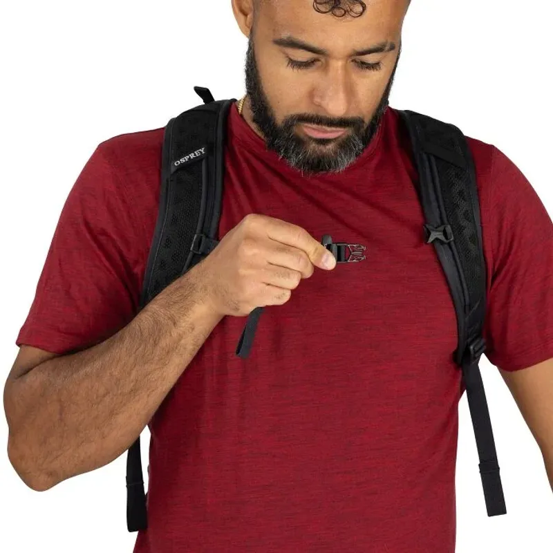 Osprey Sportlite 25 Backpack 25L in Raven Black-5