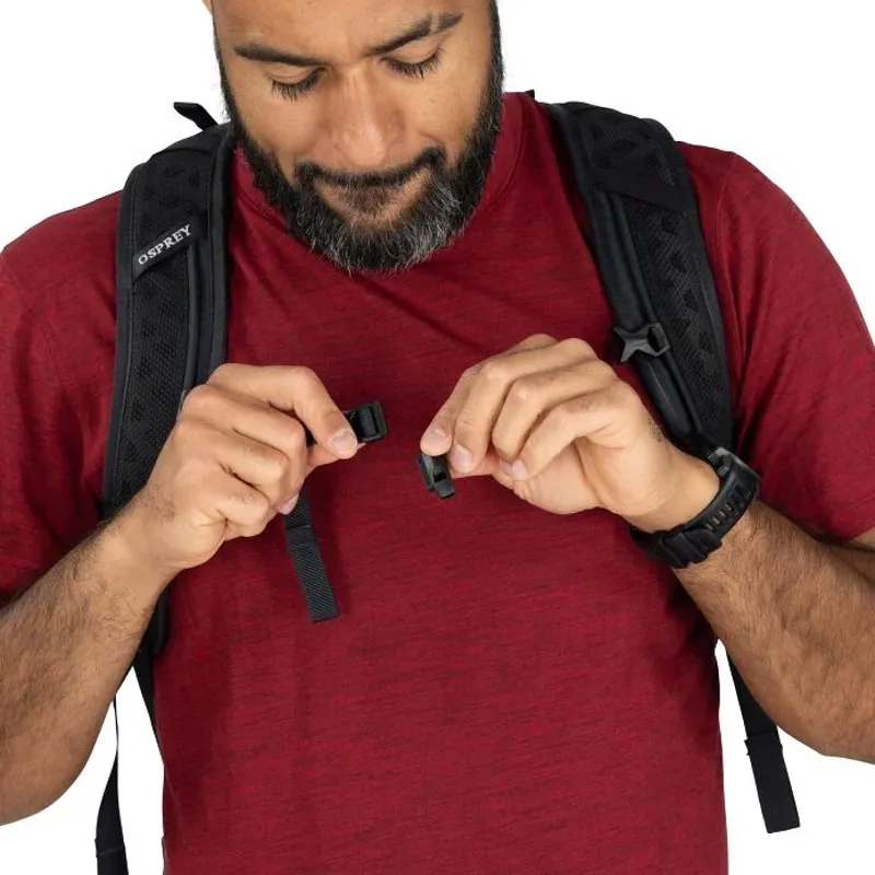 Osprey Sportlite 25 Backpack 25L in Raven Black-3