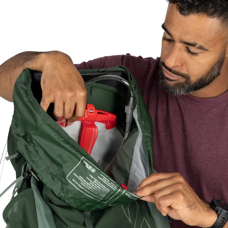 Osprey Talon 44 in Green Canopy/Pine-13