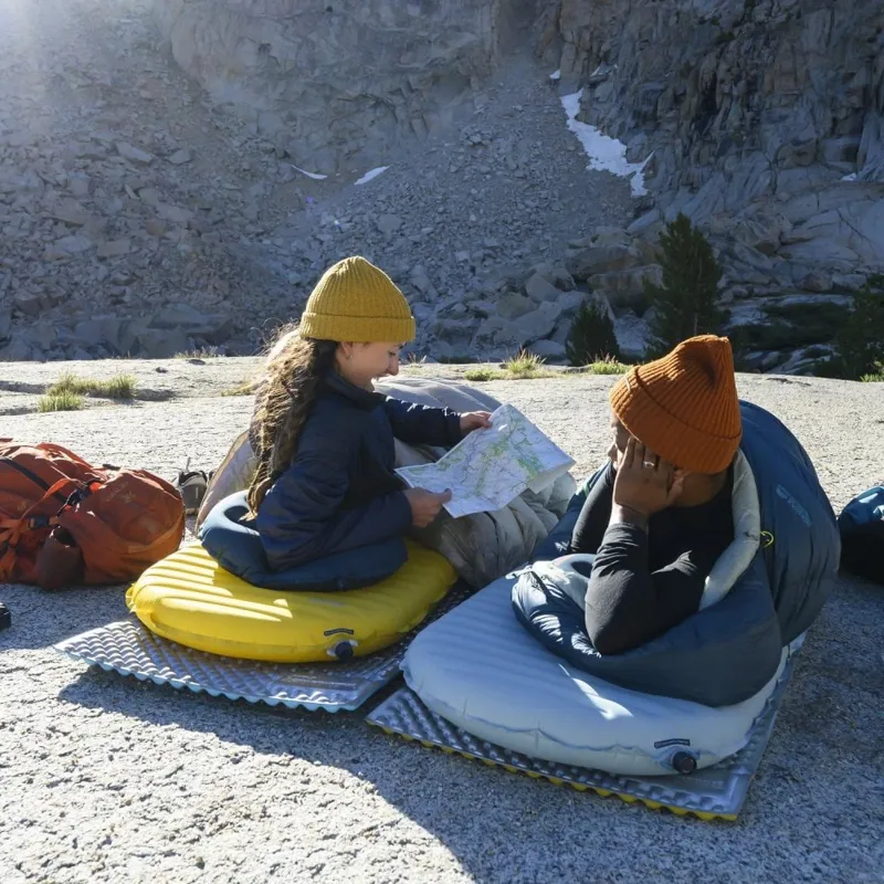 Thermarest NeoAir Xlite NXT Max Sleeping Pad Reg Wide in Solar Flare-6