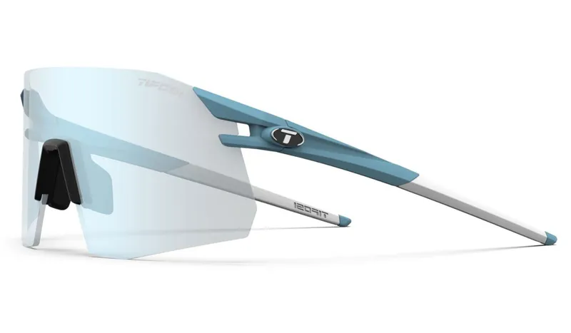 Tifosi Moab XC Blue Fototec Sunglasses Medium/Large in Baby Blue-3