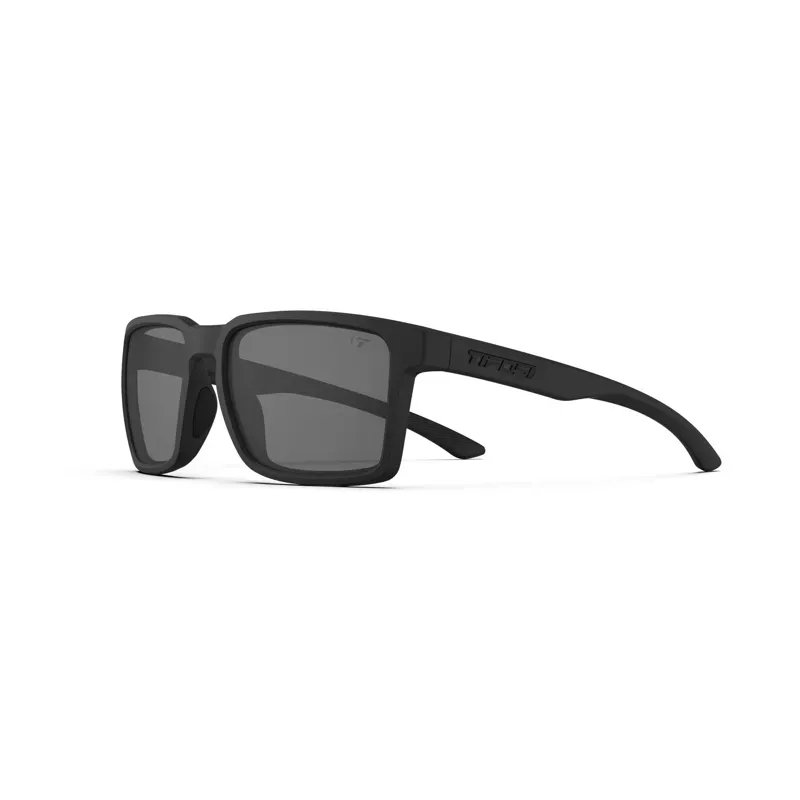 Tifosi Sylo Polarized Sunglasses in Blackout Smoke-3