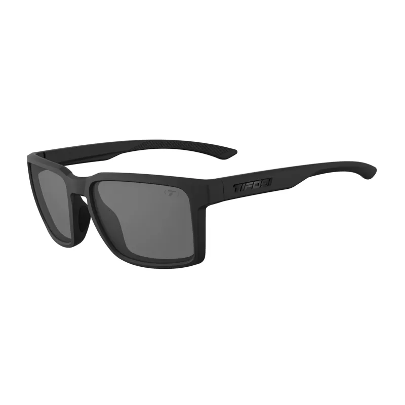 Tifosi Sylo Sunglasses in Blackout Smoke