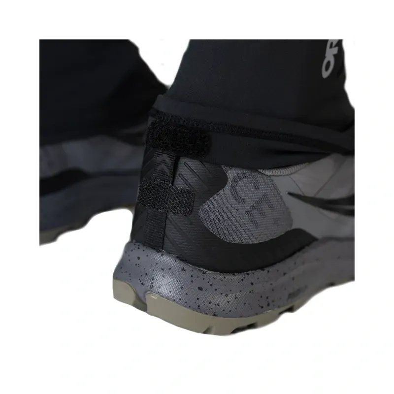 Outdoor Research Swift Run Gaiter in Black-2