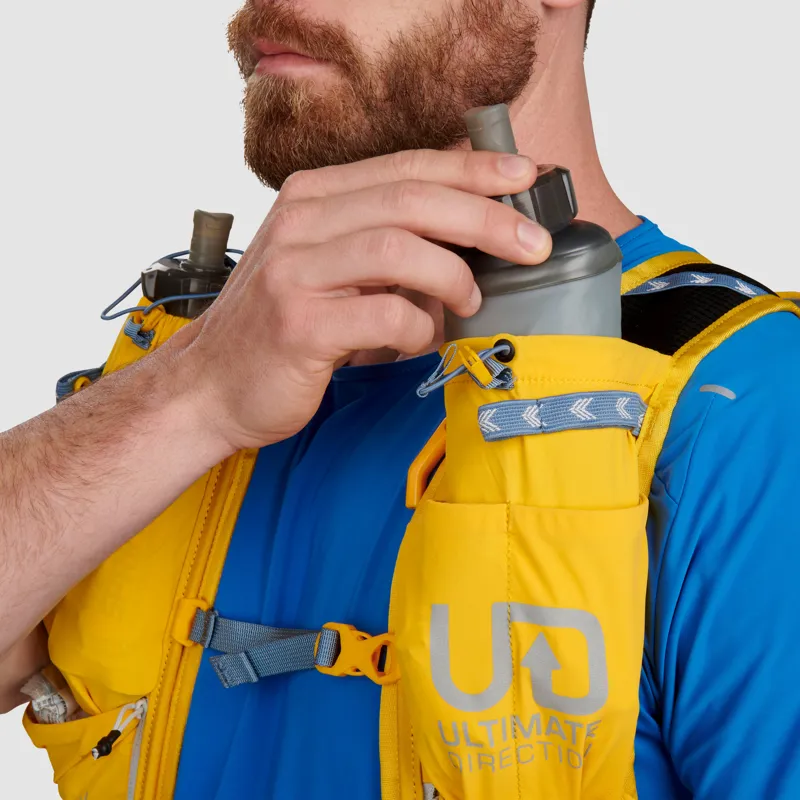 Ultimate Direction Fastpack 20 in Beacon-7