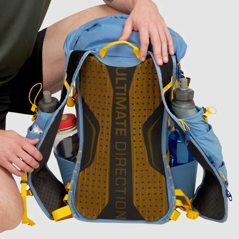 Ultimate Direction Fastpack 30 in Fog-4