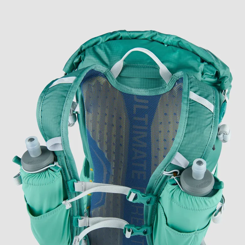 Ultimate Direction FastpackHer 20 2.0 Women's Backpack in Emerald-2