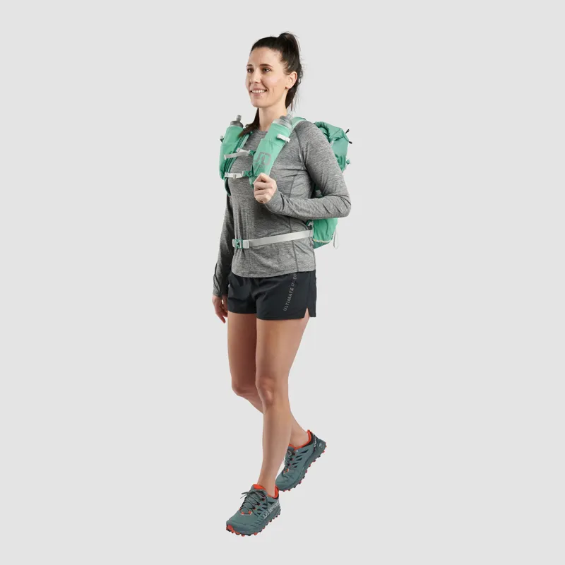 Ultimate Direction FastpackHer 20 2.0 Women's Backpack in Emerald-5