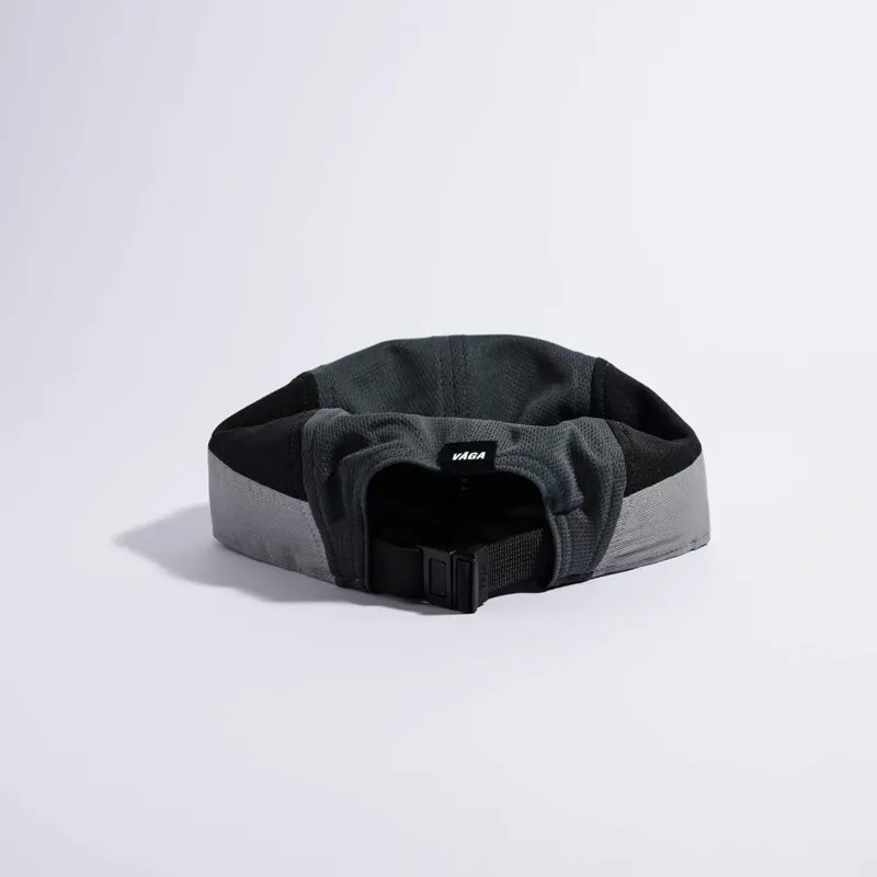 Vaga Club Running Cap in Light Grey/Mid Grey/Black-2