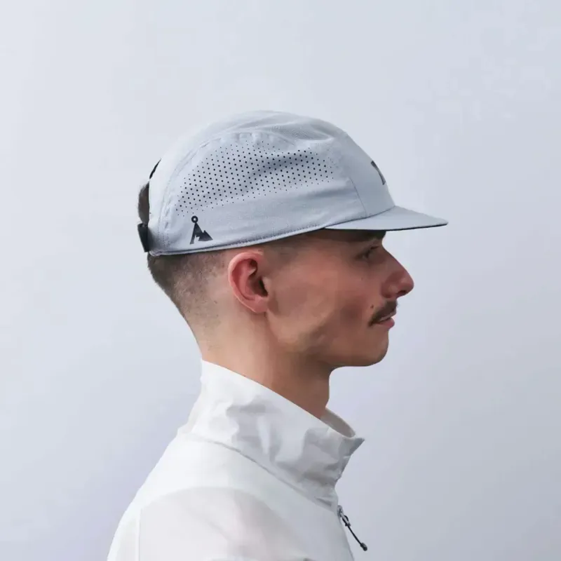 Vaga Feather Racing Cap in Aluminium Grey-5