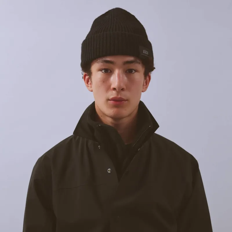 Vaga Midweight Beanie in Black-2