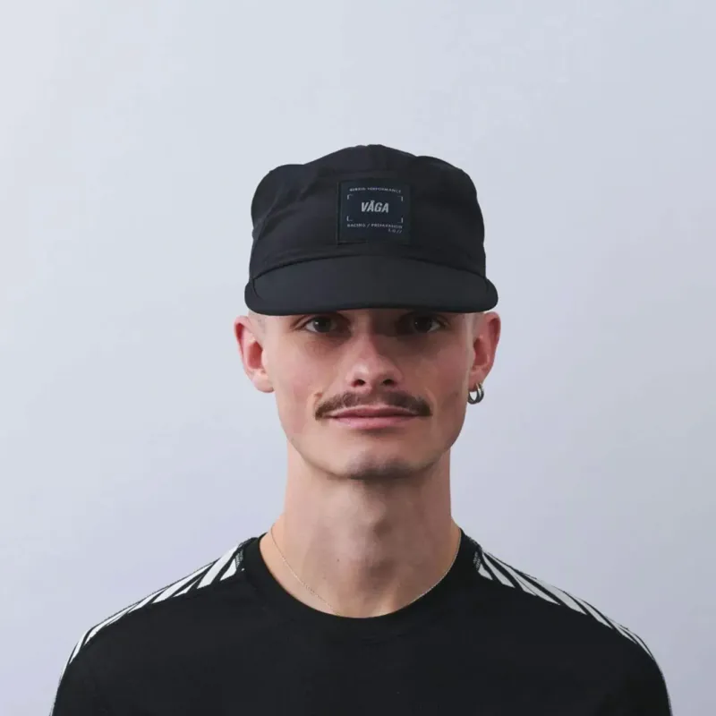 Vaga Transit Lite Cap in Black-4