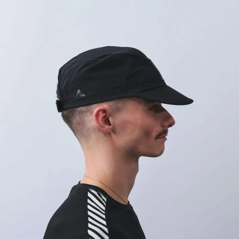 Vaga Transit Lite Cap in Black-5