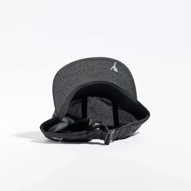 Vaga Wind Resistant Feather Racing Cap in Storm Black-3