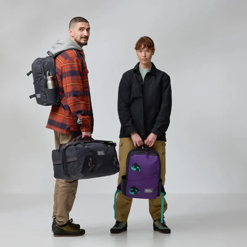 Fjallraven Vardag Backpack 17 Unisex in Violette/Coal Black-3