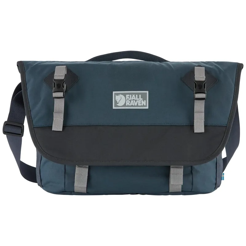 Fjallraven Vardag Shoulder Bag 12 in Navy
