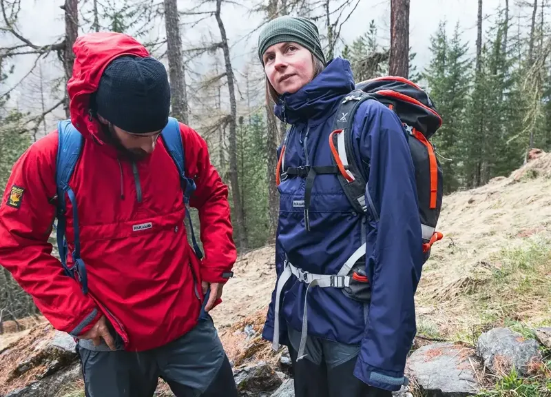 Paramo Velez Adventure Smock Womens in Fire Red-12