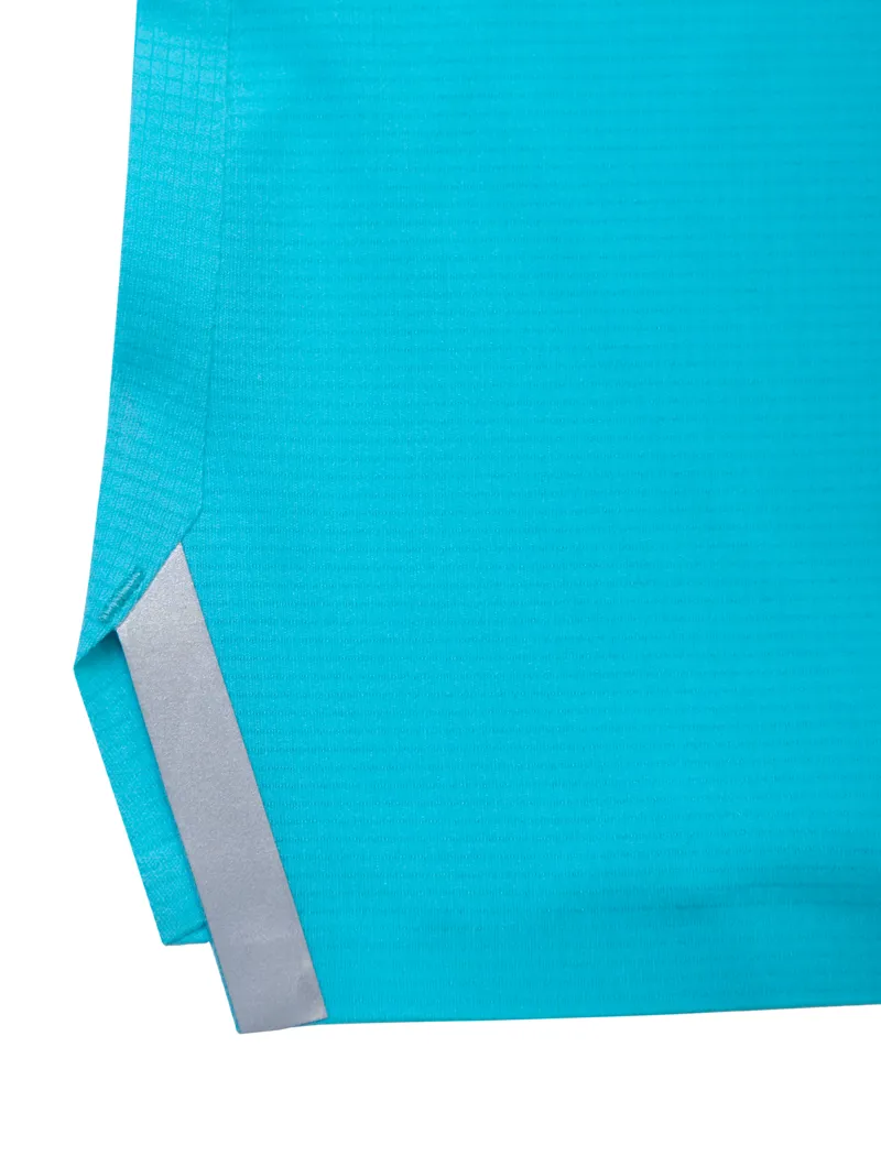 Ronhill Tech Race Vest Womens in Aquamint/El Blue-4