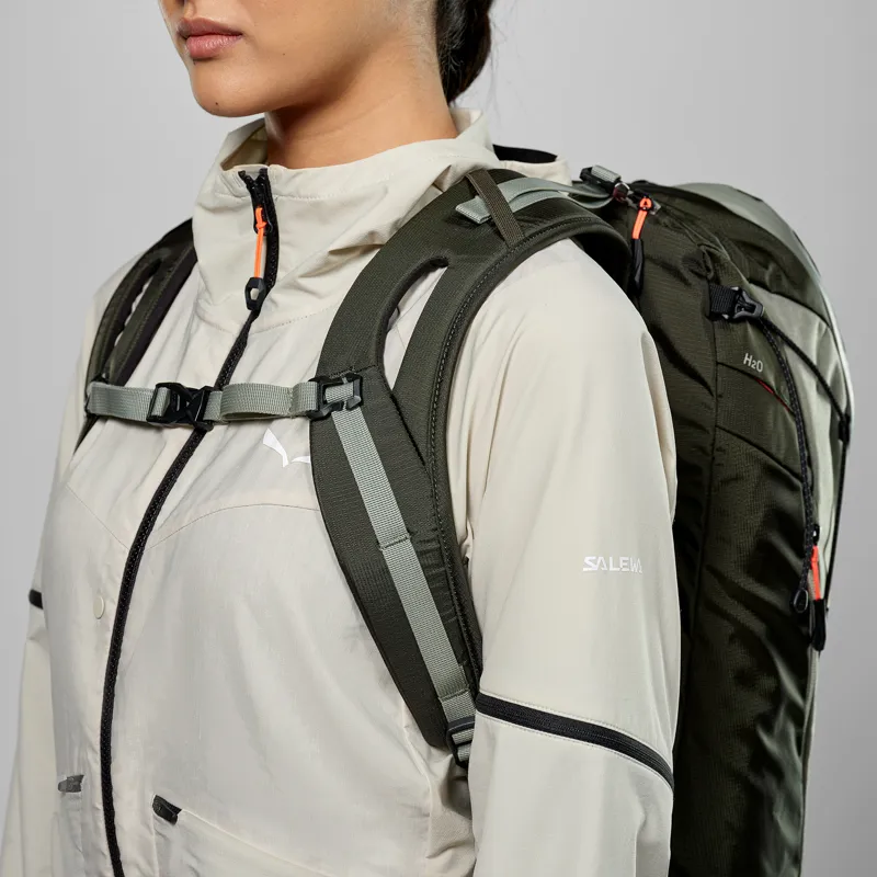 Salewa Puez 23L Backpack Womens in Multi-5