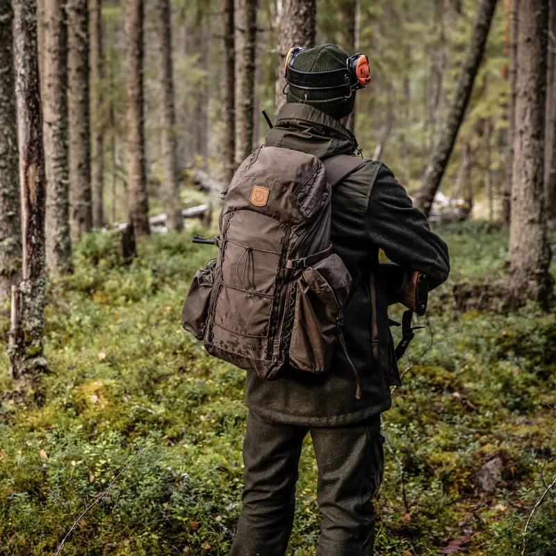 Fjallraven Singi 28 Backpack in Stone Grey-10
