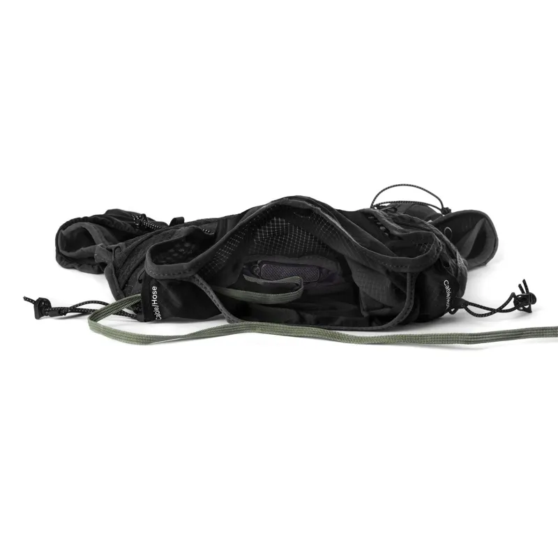 Silva Strive 5 Running Vest in Black-4